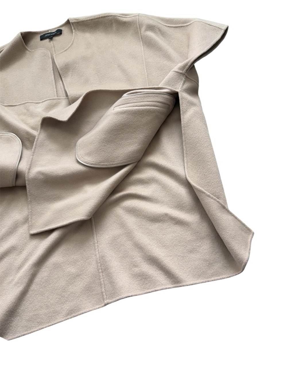 Neiman Marcus cashmere collection poncho - Picture 3 of 4